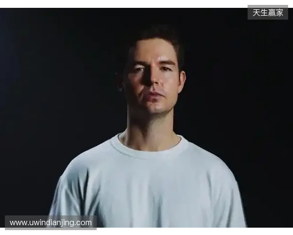 官宣：device正式加盟100 Thieves